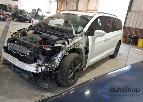 2019 Chrysler Pacifica Touring L Plus from USA, damaged, VIN 2C4RC1EG1KR714478